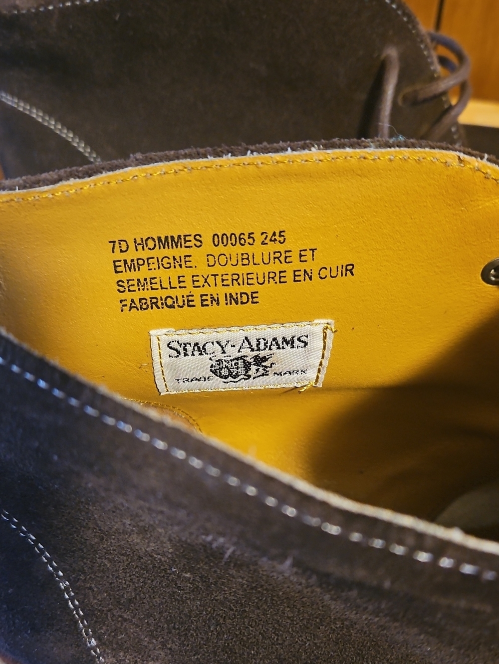 Stacy Adams Men's Brown Suede Chukka Boots with Yellow Liner